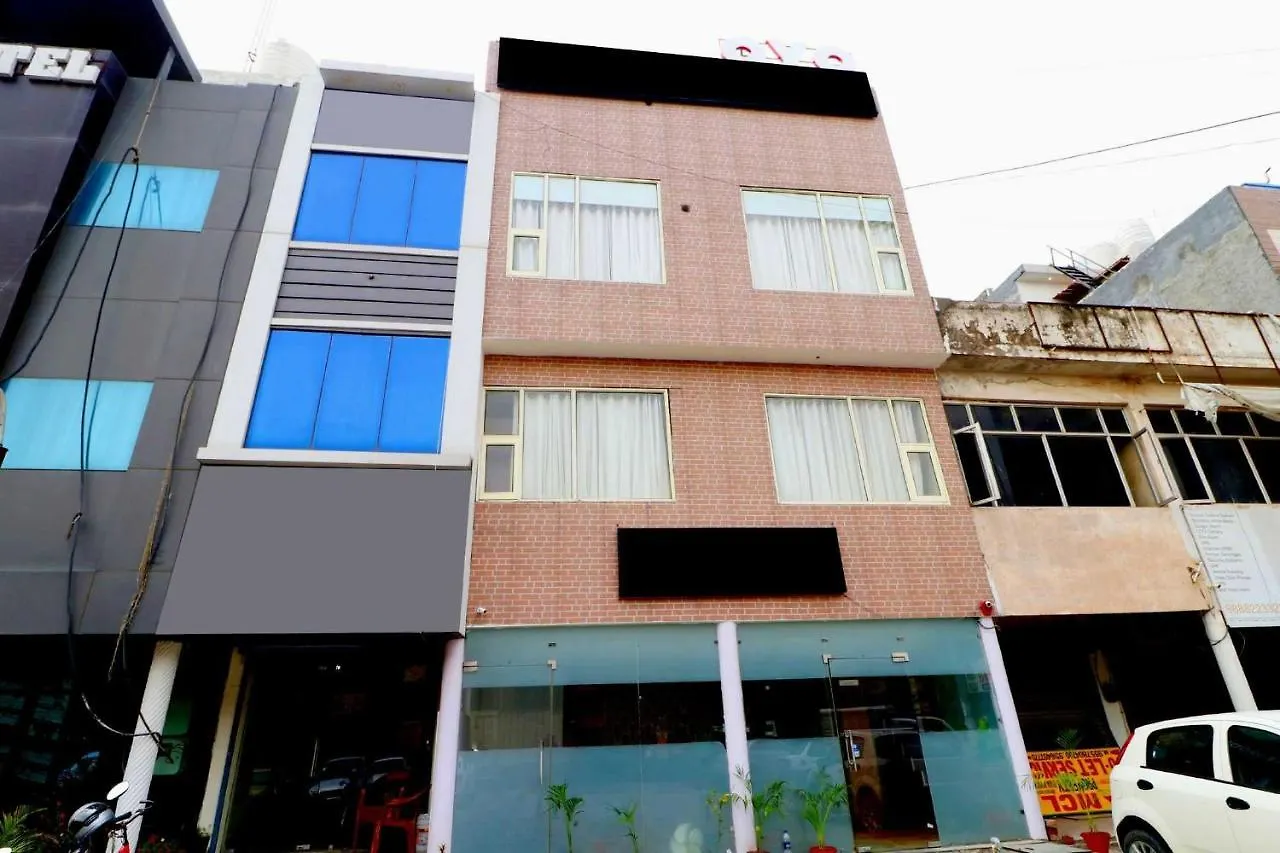 Oyo Flagship 43968 Hotel Rosewood Panchkula India