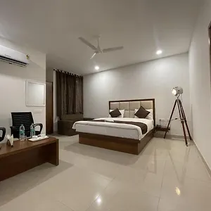 3* Hotel Golfview